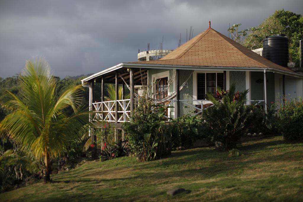 I View - In Long Bay Villa Luaran gambar