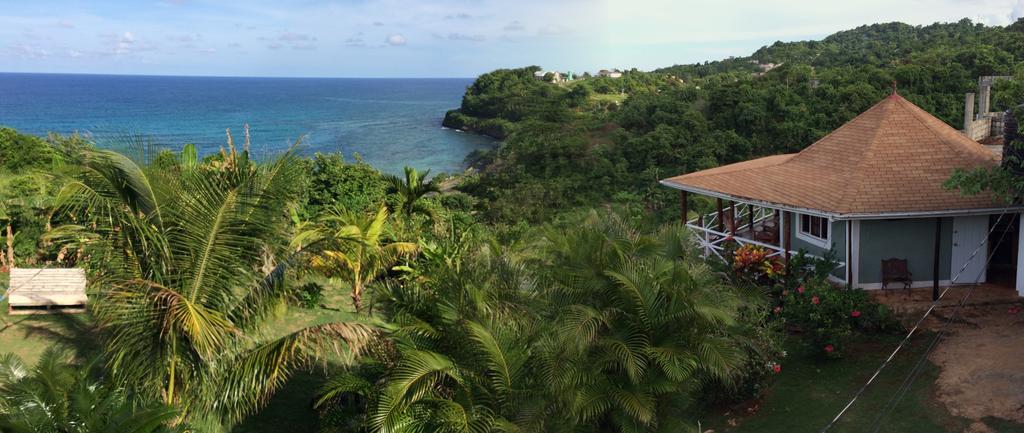 I View - In Long Bay Villa Luaran gambar
